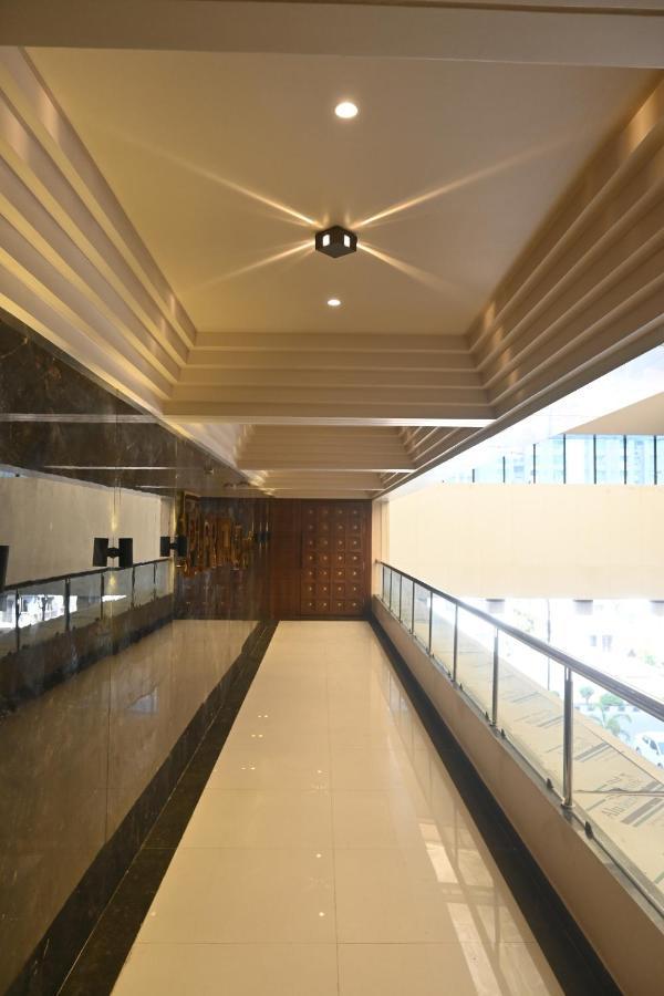 Hotel Privya Rooms And Banquet Сурат Екстер'єр фото